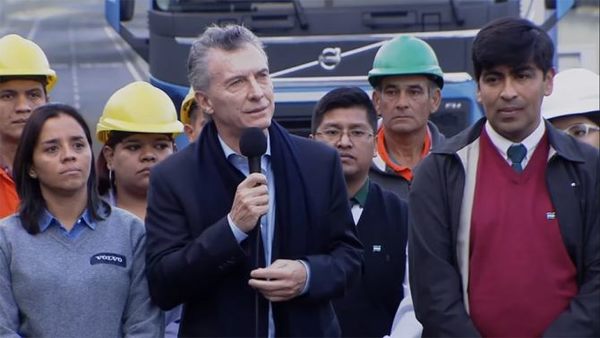 Macri critica la «corrupción» kirchnerista al inaugurar obra de Buenos Aires | .::Agencia IP::.