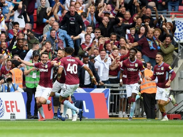 El Aston Villa regresa a la Premier