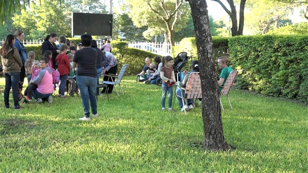 Festival de amor en Filadelfia cautivó a cientos de familias