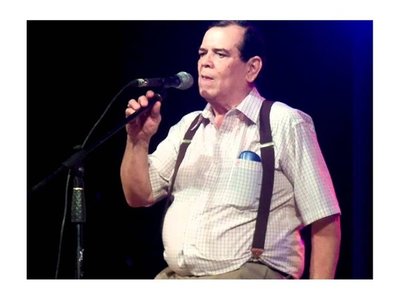 Carlitos Vera se solidariza con Juan Carlos Oviedo