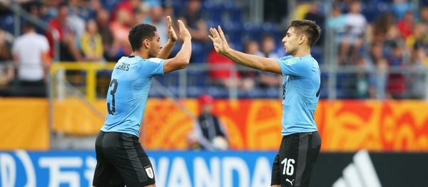 Uruguay vence a Honduras y se clasifica - Deportes - ABC Color