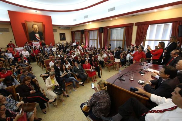 Comicios de mujeres de la ANR será en abril del 2020