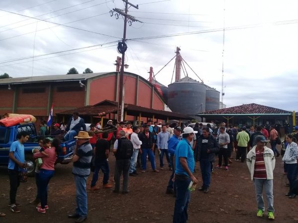 Yerbateros sitian planta industrial - Nacionales - ABC Color