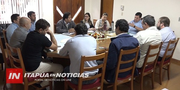 APERTURA DE SOBRES PARA ADQUISICIÓN DE MOTONIVELADORA EN FRAM