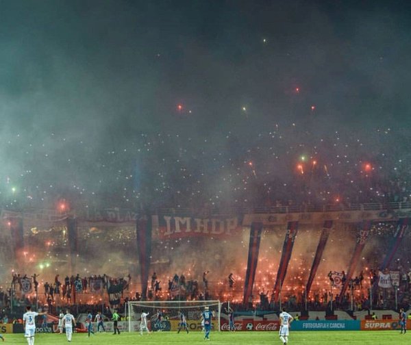 “Este aplauso es para la hinchada más popular“