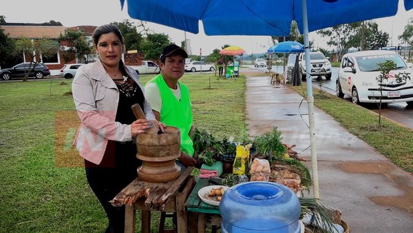 VENDEDORES DE TERERÉ AGRADECIERON APOYO CIUDADANO.