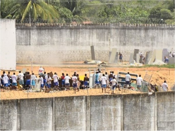 Suben a 57 los muertos por peleas en cárceles del Brasil