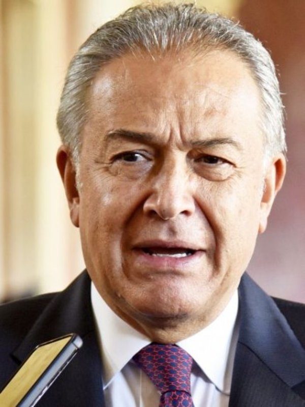 Exvice de Colombia da su receta en seguridad - Edicion Impresa - ABC Color