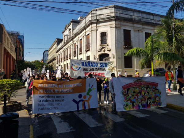 Invitan a sumarse a la marcha contra la violencia sexual a niños - Radio 1000 AM