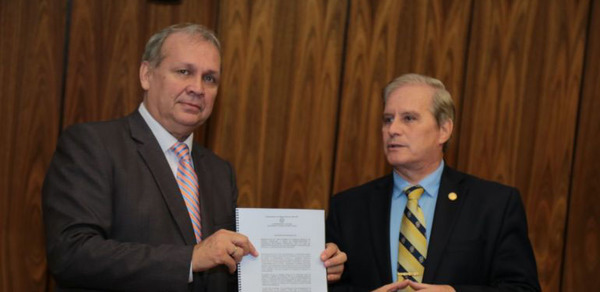 Ferreiro decide moverse tras ver publicaciones - ADN Paraguayo