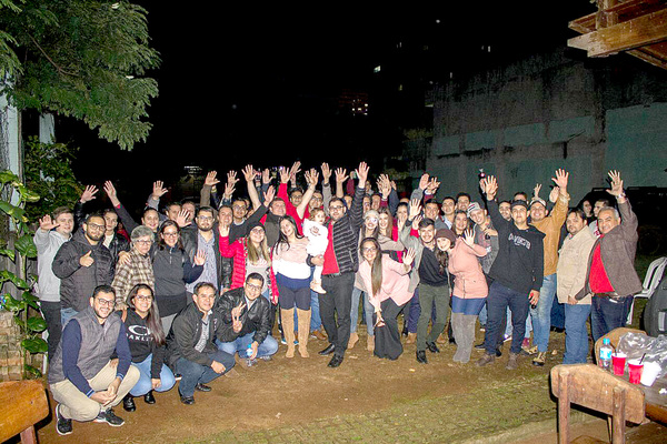 Jóvenes colorados independientes se preparan para futuros comicios