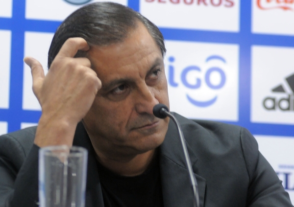 Ramón Díaz, dejó de ser entrenador del Pyramids FC de Egipto - .::RADIO NACIONAL::.