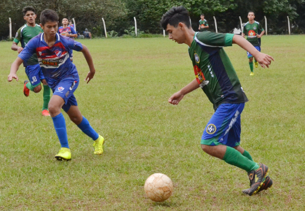 Muchos goles en  el torneo de inferiores | Diario Vanguardia 08