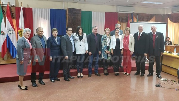 ITAPÚA NECESITA INSTALAR CAPACIDAD PARA QUE PERSONAS TRABAJEN EN AÑA CUA.