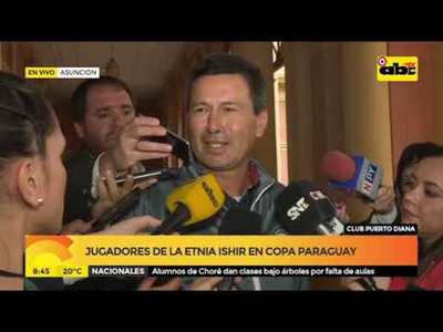Jugadores de la comunidad Ishir en Copa Paraguay - Tv - ABC Color