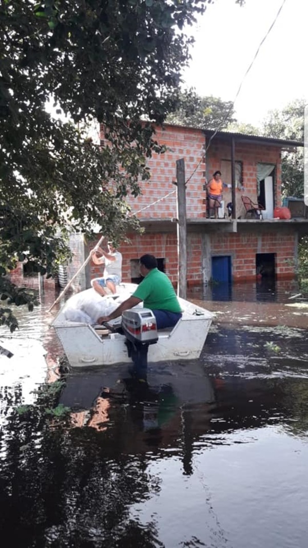 Decenas de casas están bajo agua en Nanawa - ADN Paraguayo