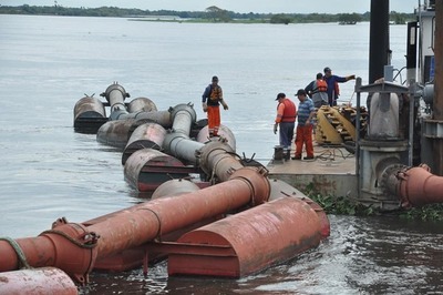 Draga de ANNP inició trabajo de refulado en puerto de Pilar - ADN Paraguayo