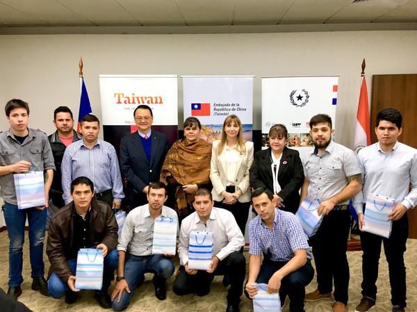 Jóvenes profesionales paraguayos se capacitarán en Taiwán   | .::Agencia IP::.