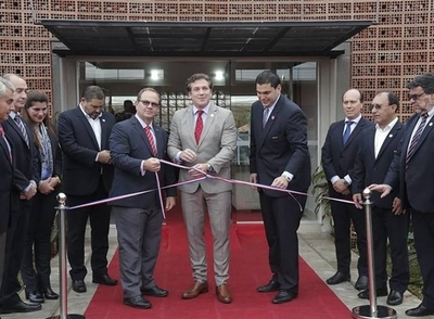 HOY / APF inaugura su nuevo complejo deportivo