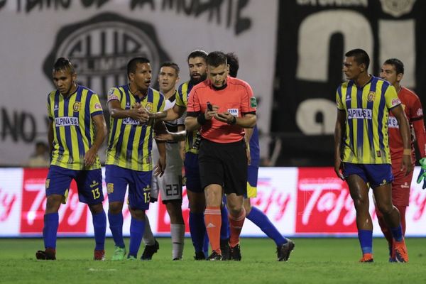 Capiatá 'barrió' a medio plantel
