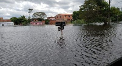 Crecida del río Paraguay no da respiro a los ribereños - Nacionales - ABC Color