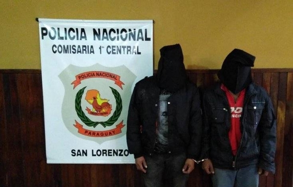 HOY / Motochorros dispararon a una embarazada para robarle la cartera