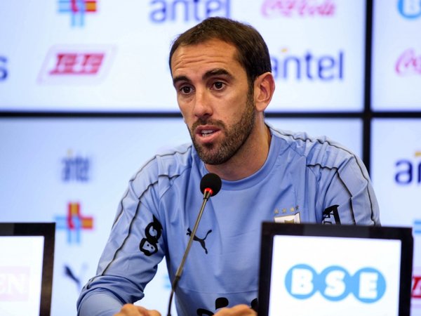 Diego Godín afirma que Uruguay va con la ilusión de ganar la Copa América