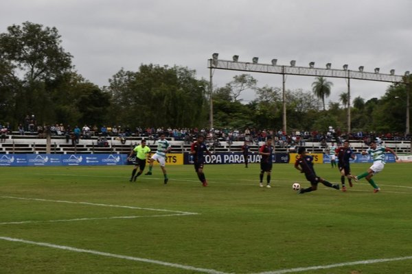 Copa Paraguay arranca con goleada iteña - Deportes - ABC Color