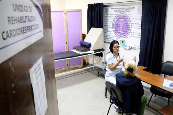 Clínicas: Terapia kinésica respiratoria a pacientes con enfermedades respiratorias | San Lorenzo Py