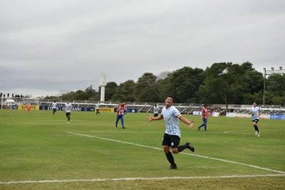 Guaireña, sin sobresaltos - Deportes - ABC Color