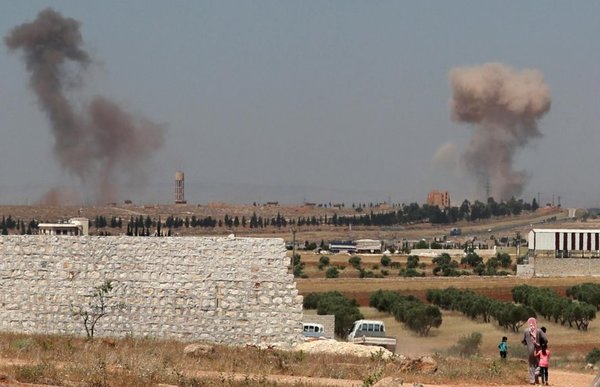 Al menos 21 civiles muertos en ataques de régimen sirio contra bastión yihadista - Internacionales - ABC Color