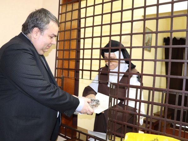 Abdo aparta a Esteban Kriskovich como embajador ante el Vaticano