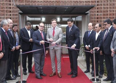 APF inauguró complejo deportivo