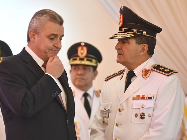 Los escándalos rodean a la actual administración de la Comandancia