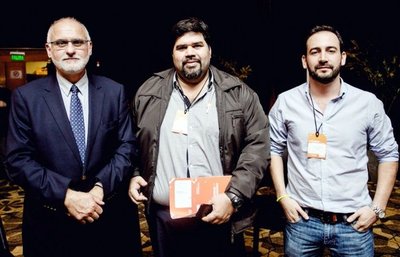 Brindis de Copetrol en honor a sus operadores - Edicion Impresa - ABC Color