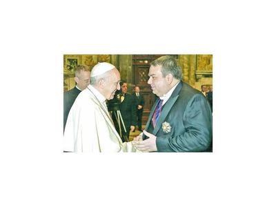 Abdo destituye  a Kriskovich, embajador ante el Vaticano