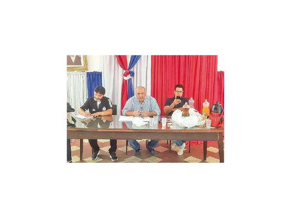 Renuncia seccionalero y se anuncia nueva convocatoria