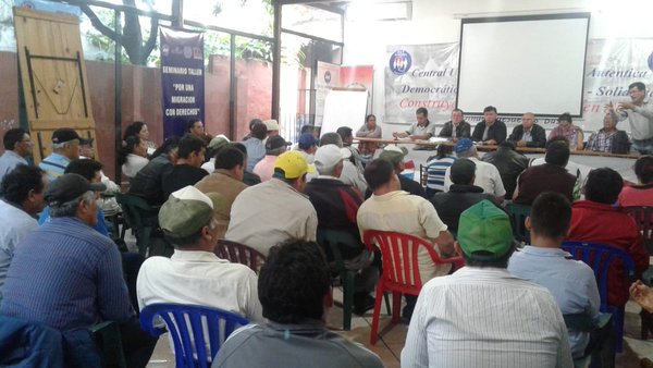 Campesinos anuncian movilización a partir del 17 de junio en la capital - ADN Paraguayo