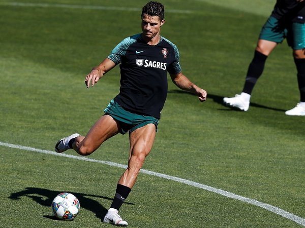 Cristiano Ronaldo y João Félix, protagonistas en el entrenamiento de Portugal