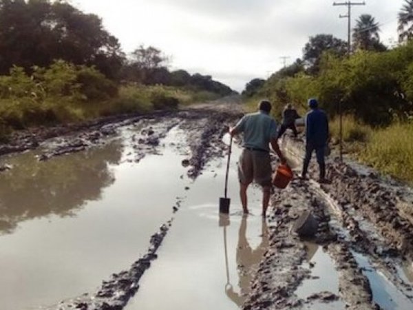 Funcionarios del Ministerio del Ambiente quedaron varados en el Chaco