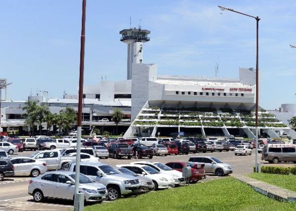 Flybondi opera entre Argentina y Paraguay a pesar de huelga - Nacionales - ABC Color