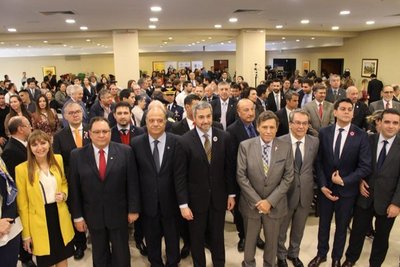 Presentan proyecto para potenciar a unos 40 microemprendedores - .::RADIO NACIONAL::.