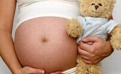 Niña de 13 años embarazada y autoridades buscan al responsable