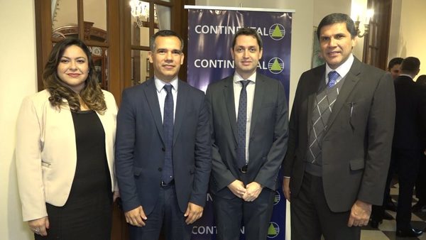 Firma de acuerdo para apoyar a pymes