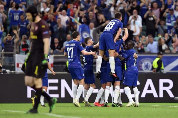 Chelsea goleó al Arsenal y es campeón