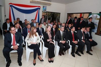 Exportan productos a todos los continentes