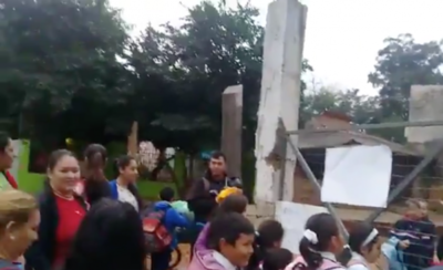 HOY / Petta entra justo a escuela (de las 60) en la que faltan maestros: "¿Dónde faltan docentes?"