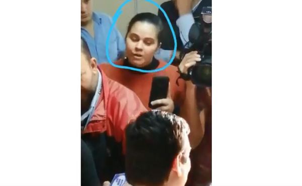 Hermana de Amarilla se hace pasar por periodista para defenderlo - Nacionales - ABC Color
