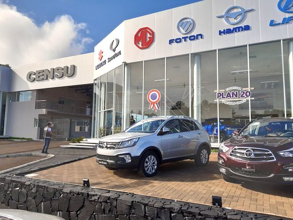 Censu inauguró un moderno showroom en Encarnación
