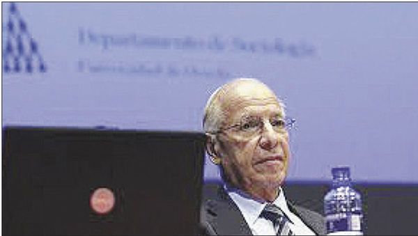 Cubano-estadounidense, galardonado en España en Ciencias Sociales
